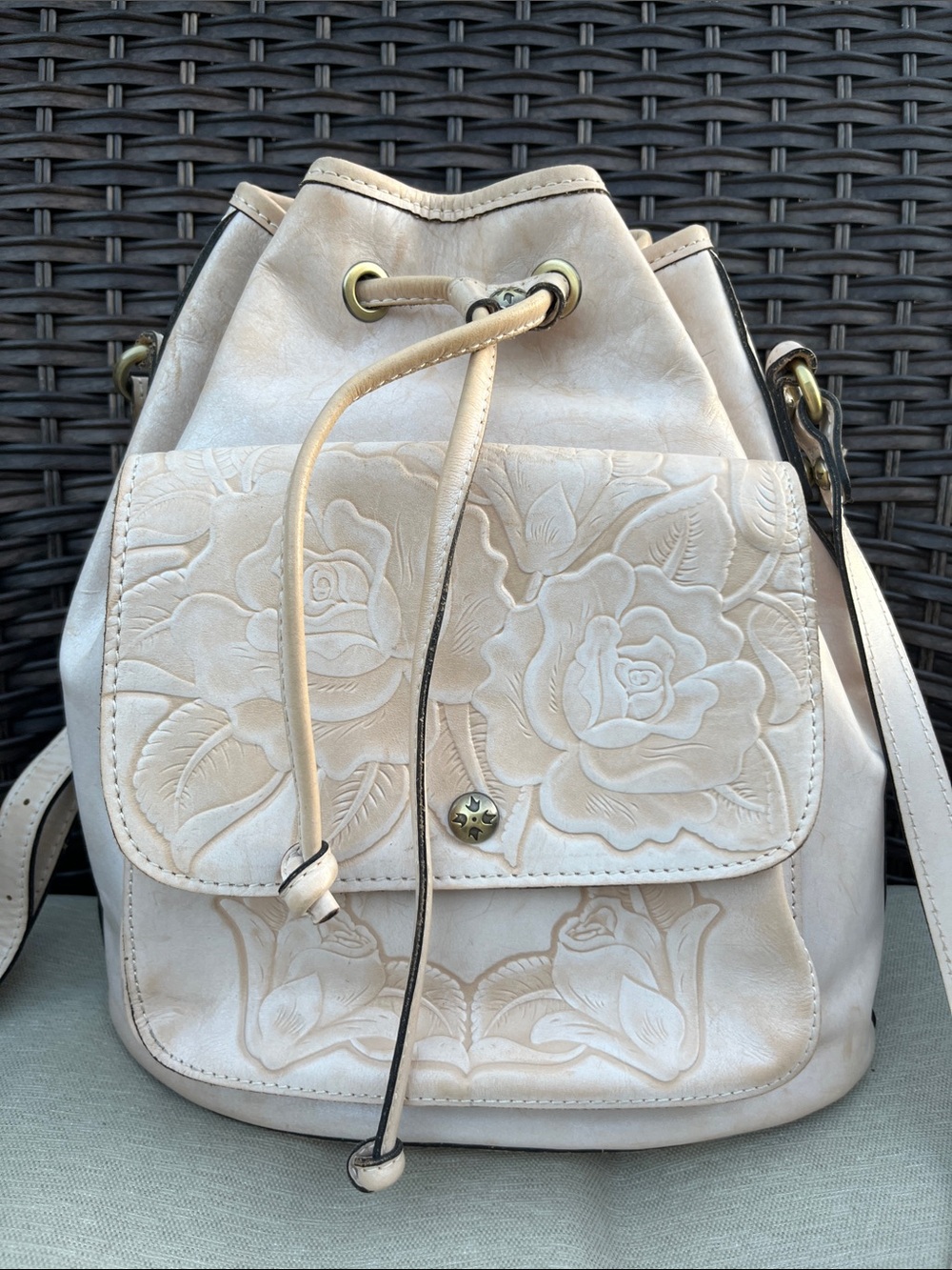 Patricia Nash Cream Floral Embossed Leather Drawstring Crossbody